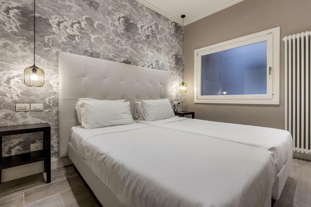 Bell Tower Studio Apartment Флоренция Экстерьер фото